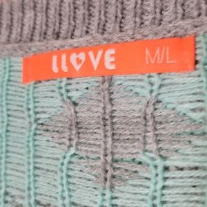 LLove Sweaters - Large LLOVE aztec print open front long cardigan LLove Sweaters - Large LLOVE aztec print open front long cardigan